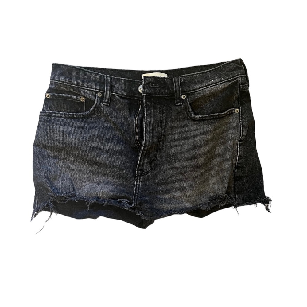 Black Abercrombie and Fitch shorts. Size 27 waist (4)